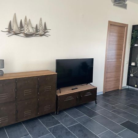 A Casa Di Tato Apartment กาลัมโบรเน ภายนอก รูปภาพ
