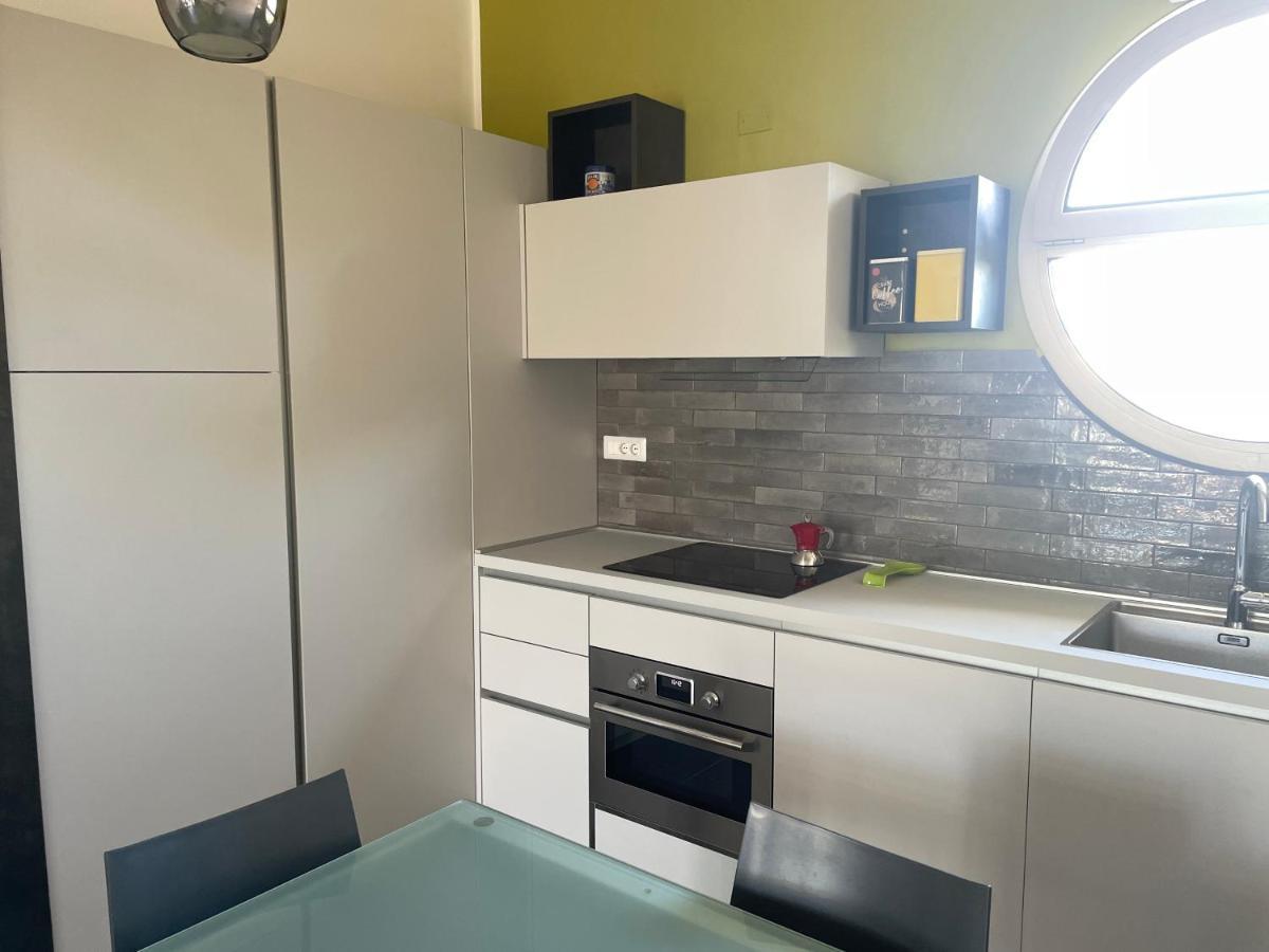A Casa Di Tato Apartment กาลัมโบรเน ภายนอก รูปภาพ